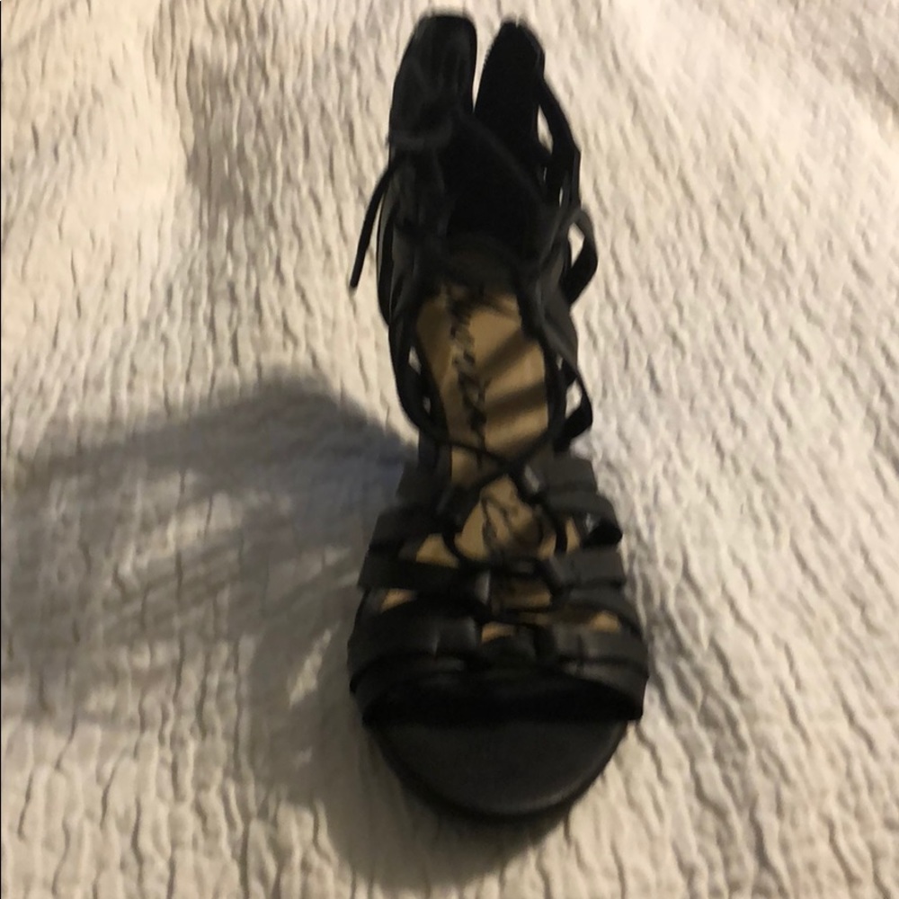 Black strappy wedge